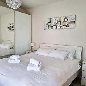 Juli No 2 , Porec Croazia